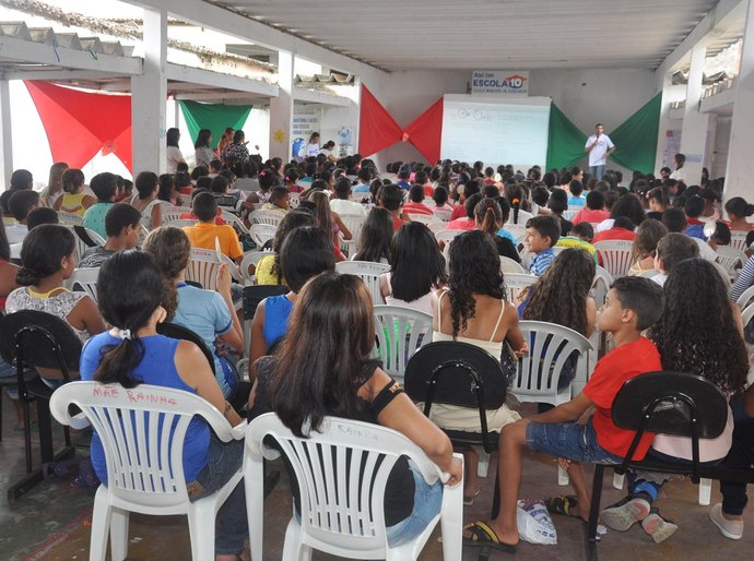 Estudantes de Anadia participam do 'Esquenta Prova Brasil'