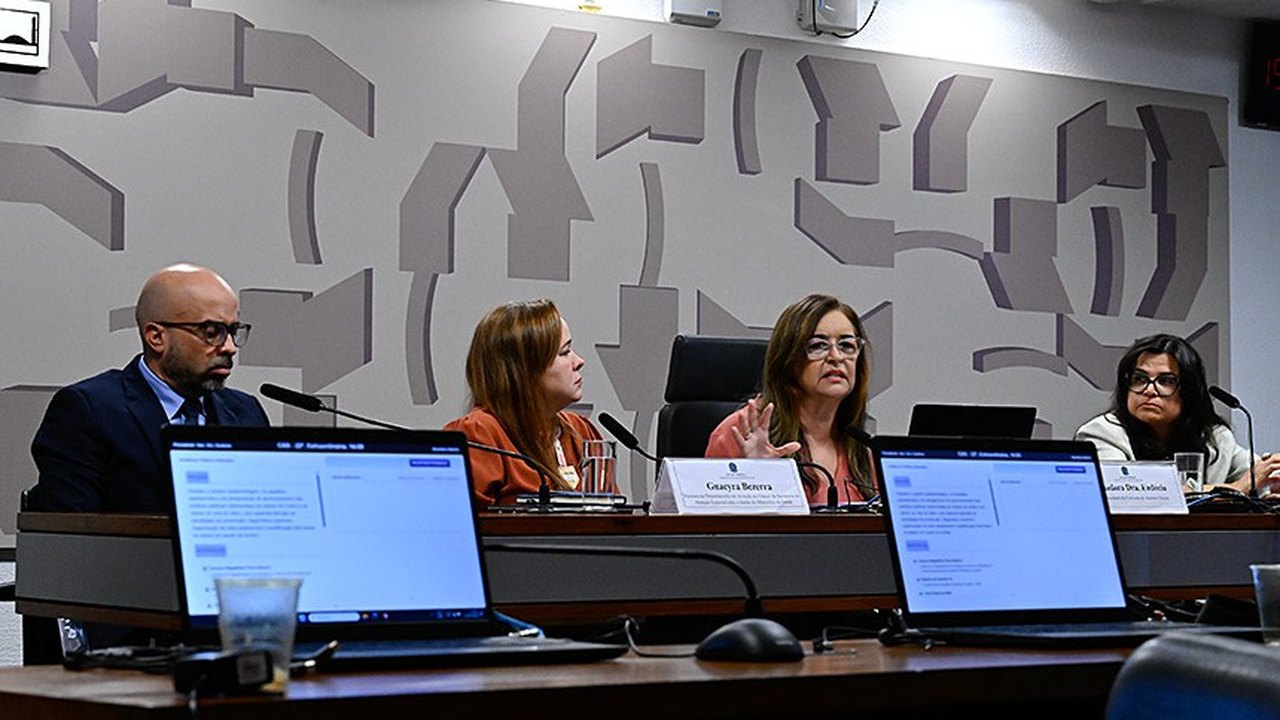 Projeto de conscientização sobre câncer infantil avança na Comissão de Assuntos Sociais