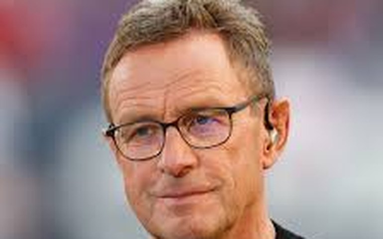 Ralf Rangnick recusa convite do Bayern e decide ficar no comando da seleção da Áustria