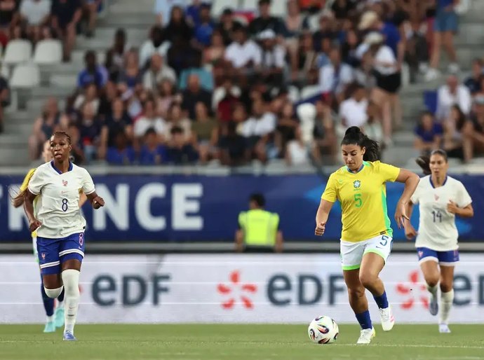 Seleção feminina é derrotada em último teste antes da Copa América