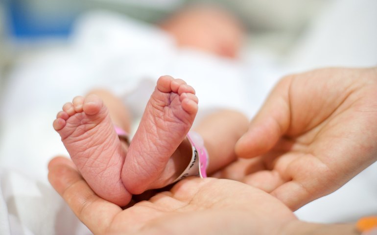 Bebês que nascem prematuros no Brasil está acima da média mundial