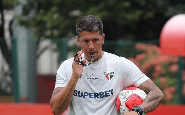 Com jogadores em recuperação, Carpini usa treino para fazer ajustes no São Paulo