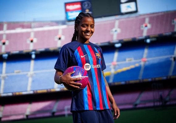 Barcelona fecha contrato de dois anos com a alagoana Geyse