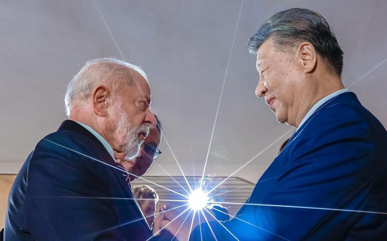 Visita de Lula à China estreita laços em meio a tensões globais com os EUA, avaliam analistas
