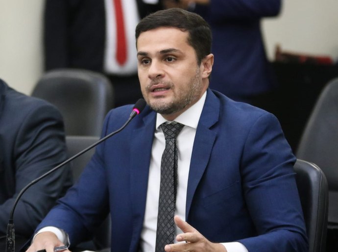Debatido na ALE em 2º turno projeto que institui a Política Estadual de Atenção à Oncologia Pediátrica