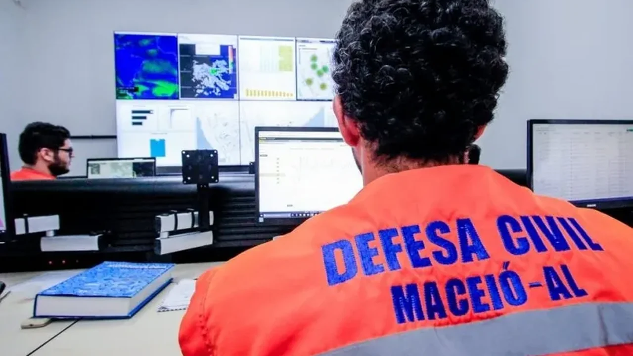 Maceió entra em alerta para pancadas de chuva e ventos fortes no fim de semana