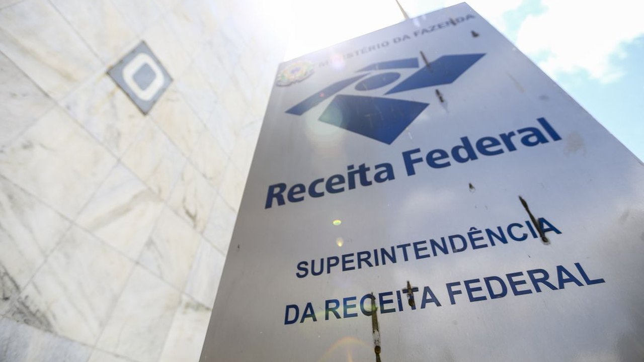 Receita só pode comunicar crimes após término de processo administrativo, diz STF