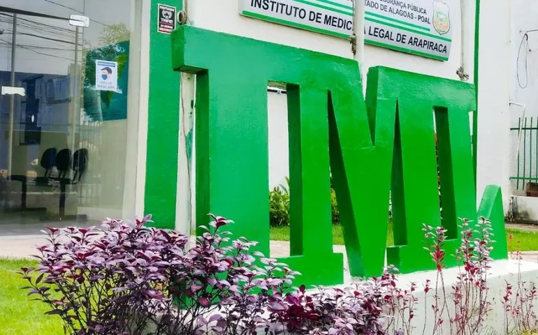 IML de Arapiraca tem movimento intenso neste final de semana com o registro da entrada de 18 corpos