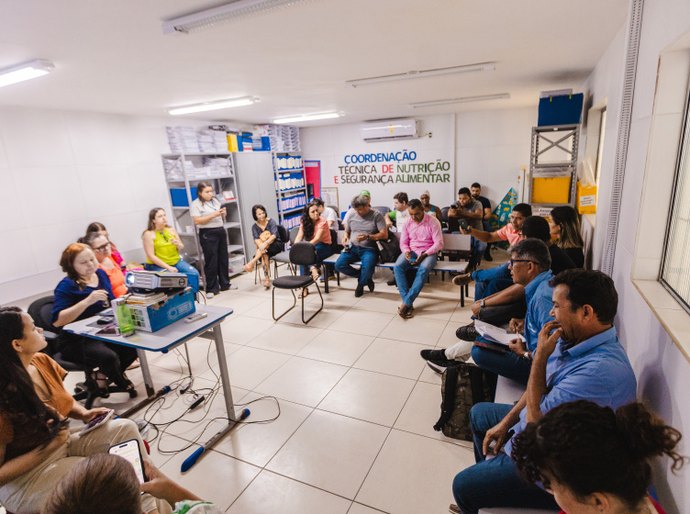 Educação de Maceió seleciona 17 cooperativas para fornecer alimentos da merenda escolar