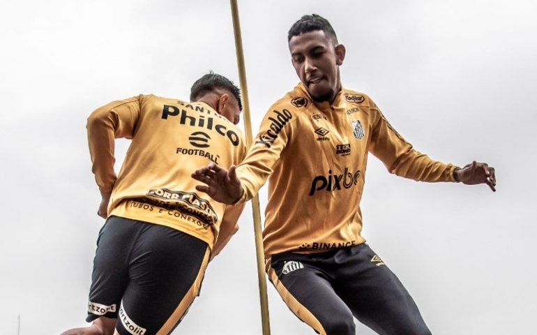 Clima descontraído marca preparação do Santos para encarar Ceará no Brasileirão