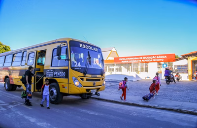Prefeitura de Penedo reinicia aulas do ano letivo 2026