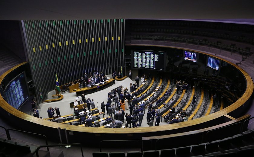 Por 283 votos a 85, Câmara rejeita requerimento do PL para adiar discussão da reciprocidade