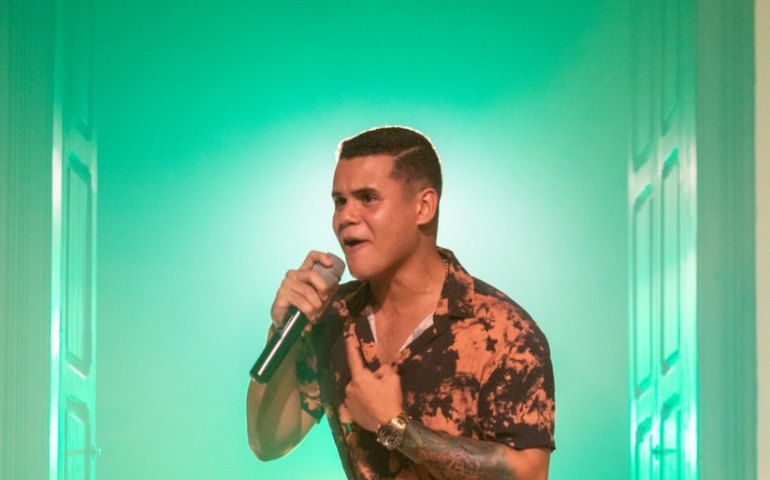 Cantor Highlander acaba de gravar novo projeto chamado “DvDzinho Acústico”