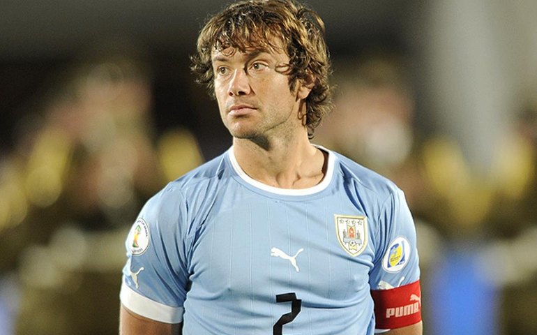 Lugano discorda de opinião de Tite sobre Carioca: 'Faz 20 anos que estou no Brasil e não entendo'