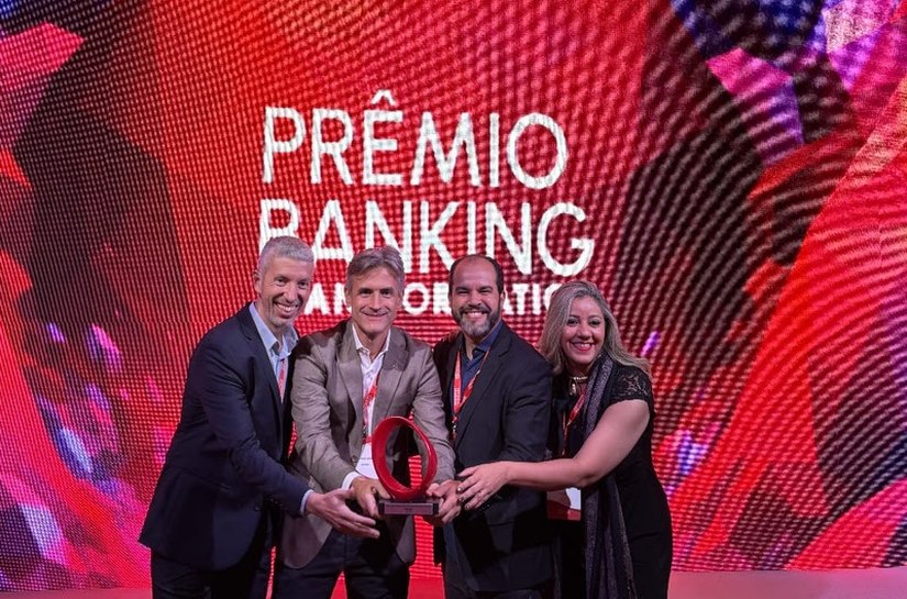 Super App Sicoob é reconhecido como melhor aplicativo do mercado financeiro no Prêmio Banking Transformation