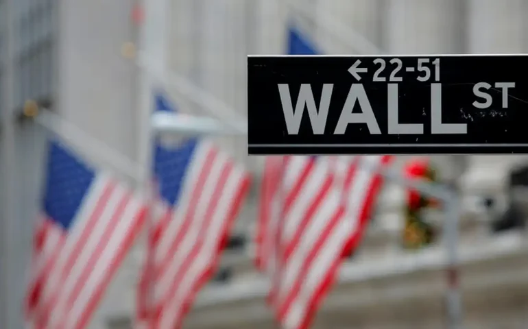 Bolsas de NY fecham em alta com recorde no Nasdaq após retomada de apetite limitada por Trump