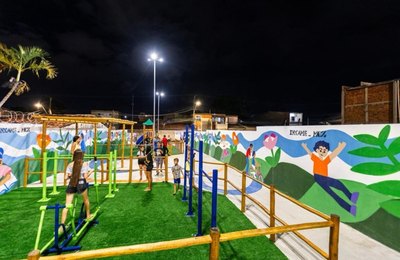 JHC inaugura praça no Novo Mundo e amplia infraestrutura de lazer em Maceió