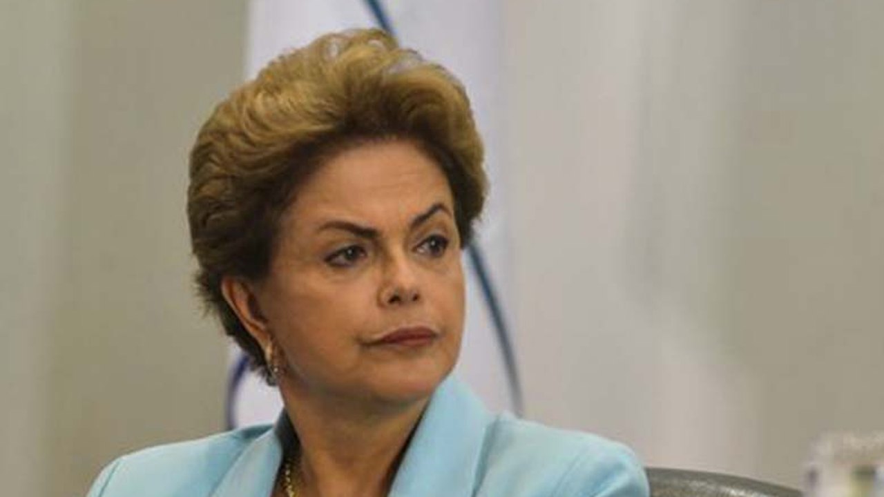 Dilma: para ter respeito internacional, Brasil deve aceitar resultado das urnas