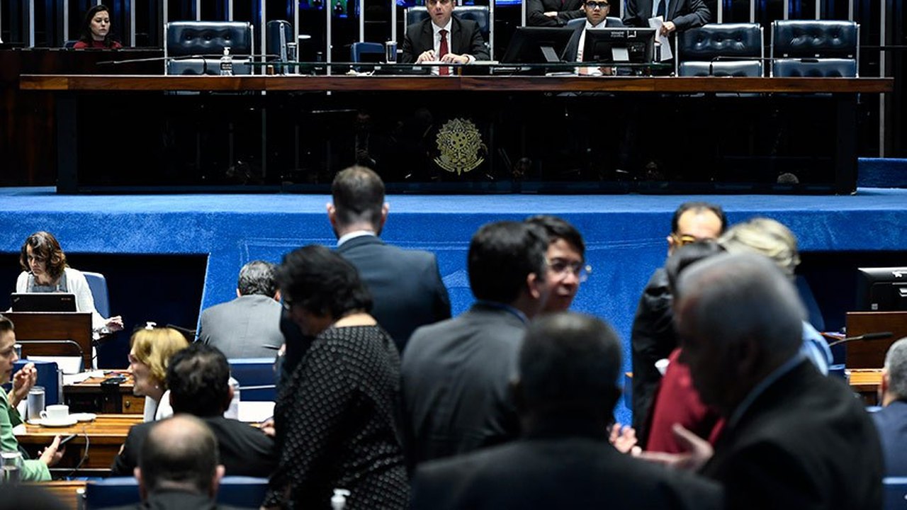 Plenário confirma novo embaixador em Cuba