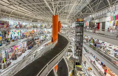 Acordo regulamenta trabalho no comércio em feriados