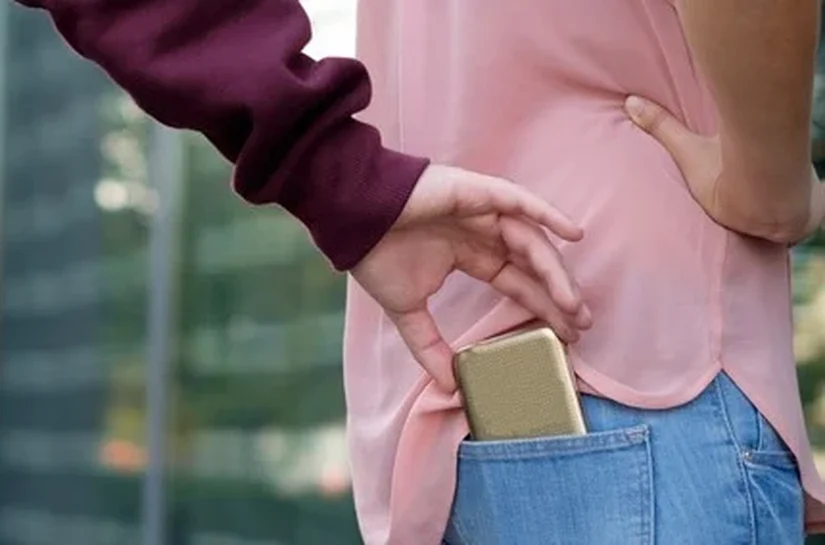 Pesquisa da TIM revela que quase metade dos foliões brasileiros já teve o celular furtado no Carnaval