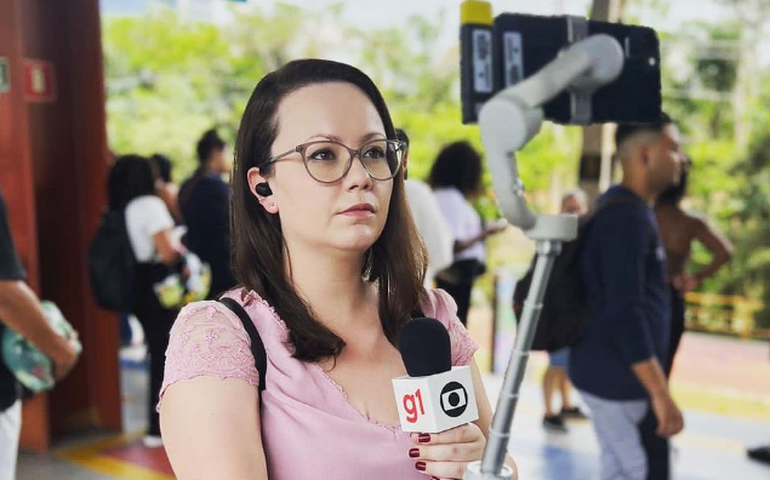 Repórter da Globo tem celular levado durante transmissão ao vivo no 'Bom Dia SP'