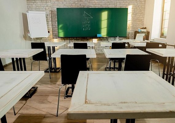 Licenciaturas presenciais perderam 35% dos alunos na última década