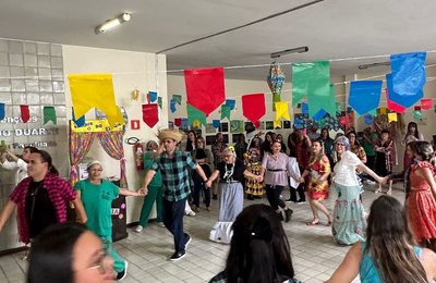 Festa junina do Hupaa 2024 contou com muito forró e quermesse