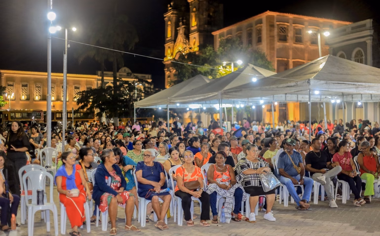 Luau 60+ encerra programação da Semana da Pessoa Idosa em Penedo