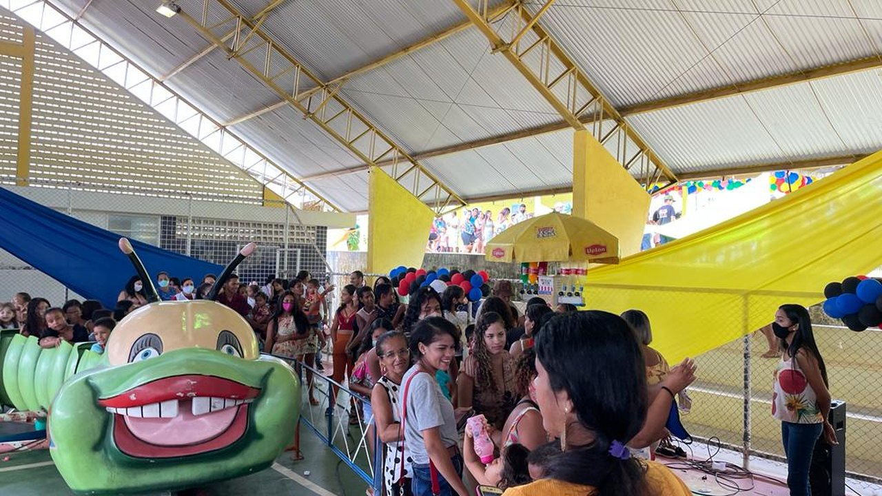 Dia das Crianças é comemorada com parque de diversão em São Brás