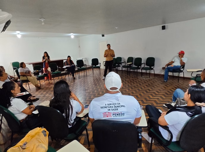 CAPS promove ação do Janeiro Branco voltada à saúde mental dos profissionais em Penedo