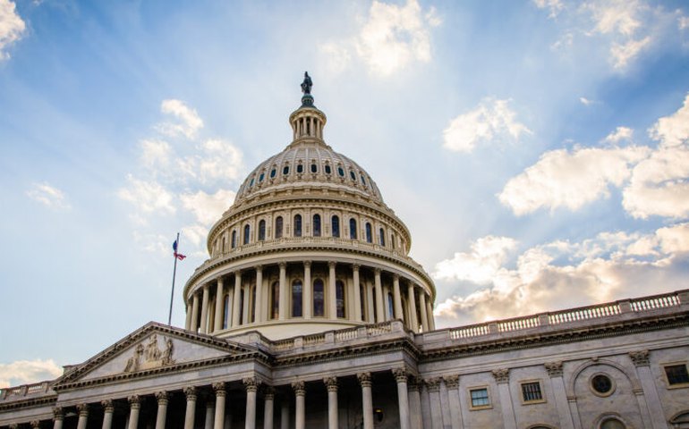 Tesouro dos EUA anuncia sanções a 4 russos por tentar influenciar eleições