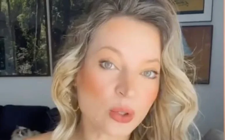 'O privilégio intelectual de Carla Zambelli é nenhum': Joice Hasselmann ironiza envolvimento de ex-amiga com hacker