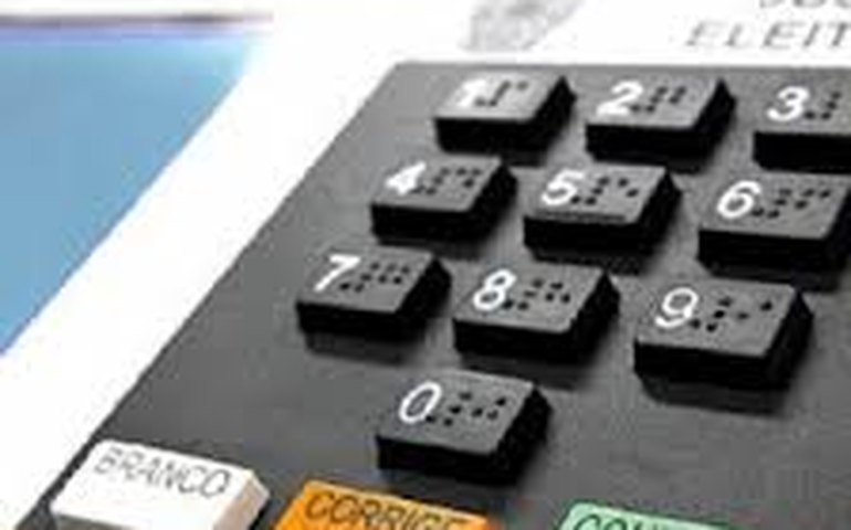 Namíbia realiza primeira eleição na África com urnas eletrônicas