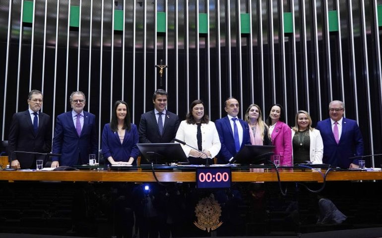 Debatedores destacam importância de equalizar acesso a teste do pezinho no País