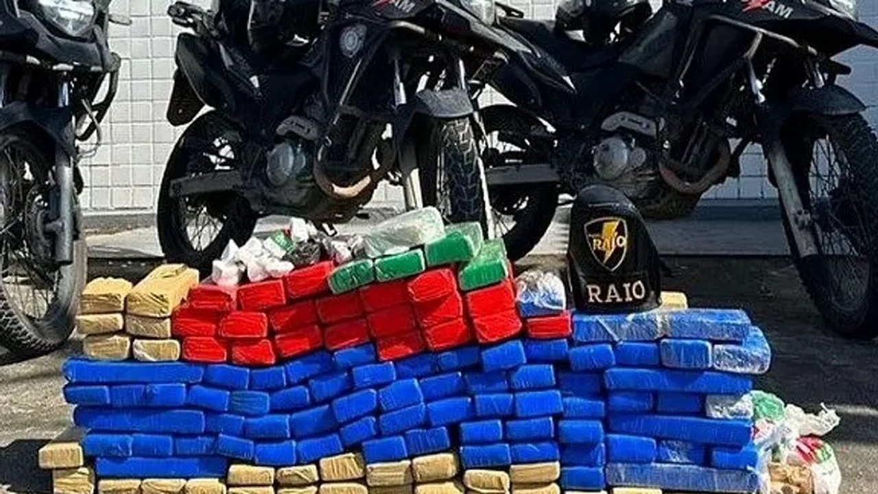 PM apreende mais de 90kg de drogas no Vale do Reginaldo, em Maceió
