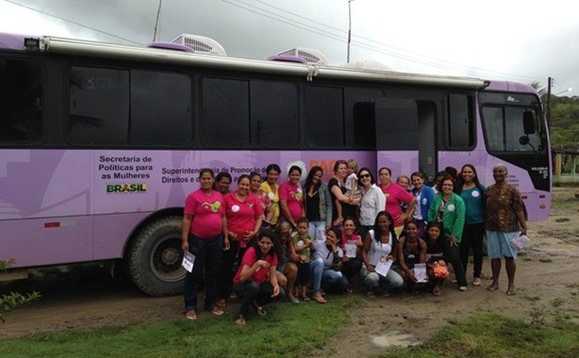 Secretaria da Mulher leva unidade móvel ao município de Maragogi