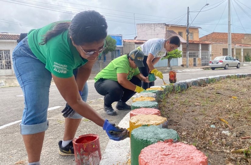 Alurb promove ação em parceria com comunidade no Vergel do Lago