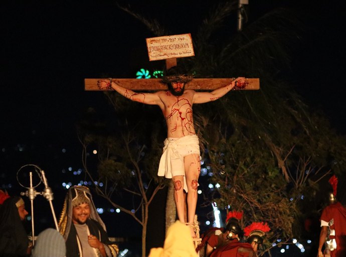Segunda apresentação do Espetáculo da Paixão de Cristo emociona espectadores em Palmeira