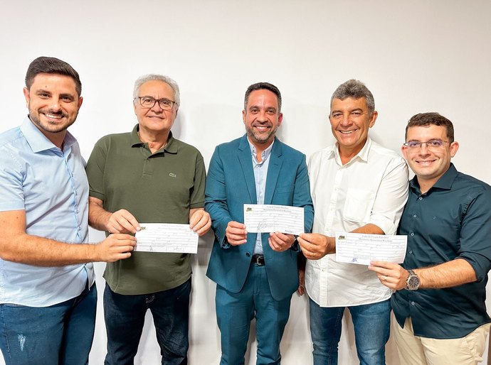 Belo Monte: prefeito Dalminho e vice Avaninho Feitosa assinam ficha de filiação ao MDB/AL