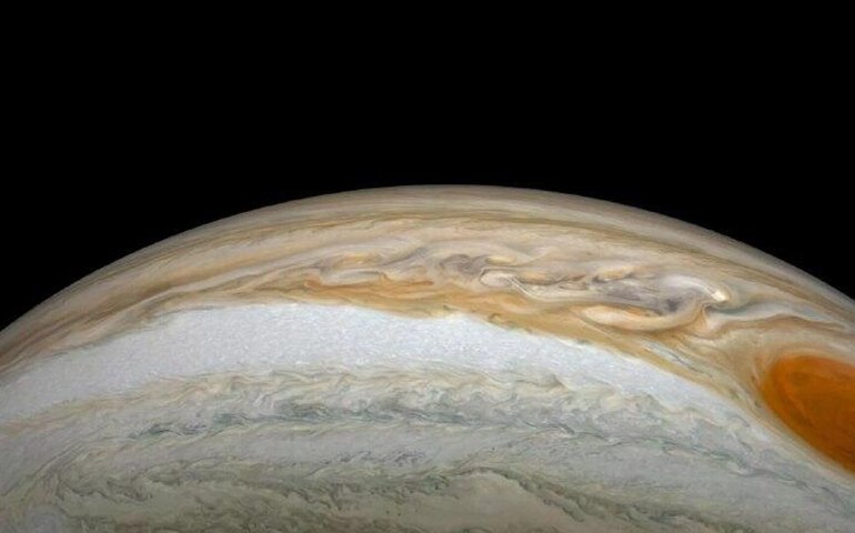 Dados obtidos pela espaçonave Juno revelam novos fatos sobre Júpiter e suas luas