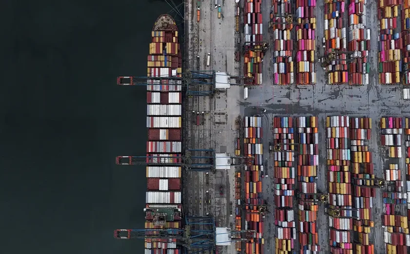 Ceará reconhece estado de emergência após sobretaxa dos EUA e tenta proteger exportadores