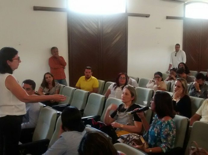 Gestores da Saúde discutem situação do hospital de Santana do Ipanema