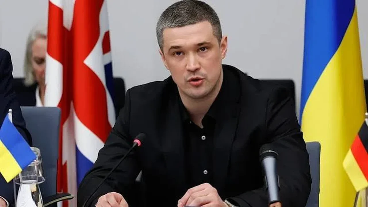 Ucrânia substitui ministro da Defesa, o mentor da 'guerra de drones' contra a Rússia