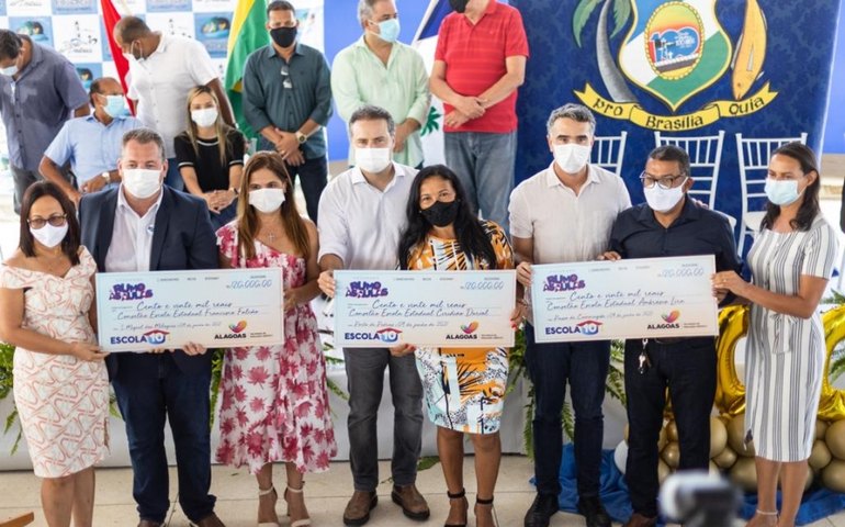 Governo descentraliza R$ 40 milhões para reestruturar escolas para volta ao presencial