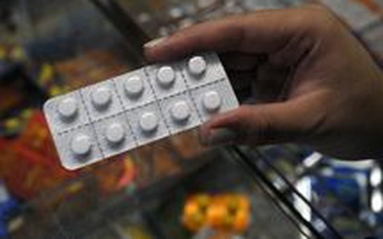 Há 4 meses faltam medicamentos no SUS