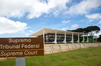 Decisão do STF permite penduricalhos de até 70% acima do teto