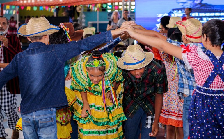 24º Festival Junino da Educação reúne cerca de dois mil alunos de 30 escolas de Maceió