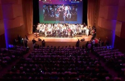 Prefeitos participam de pactuação 2019 do Escola 10