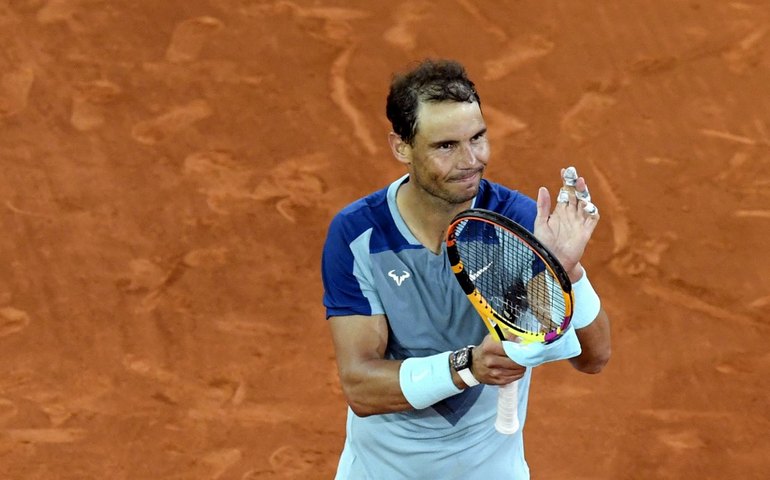 Nadal perde jogo exibição para Alcaraz, mas mostra evolução física antes de Indian Wells